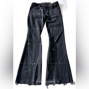 Rag & Bone slim jeans with a flared leg and white paint splatters size 33